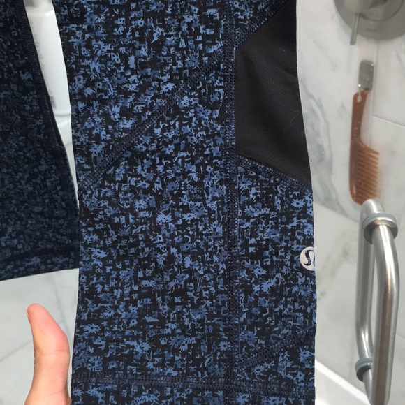 Lululemon Pace Rival Crops (4) - Picture 6 of 8